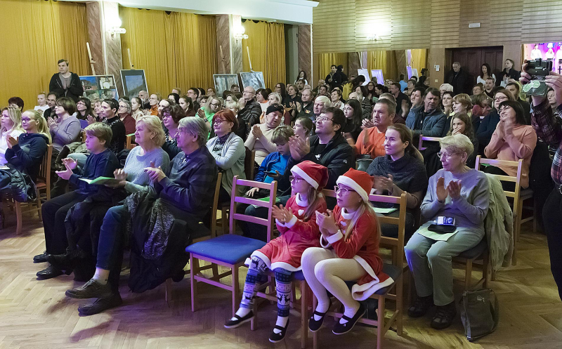 Vánoční koncert a výstava v Zastávce 15. 12. 2022 (HO, TO, VO)